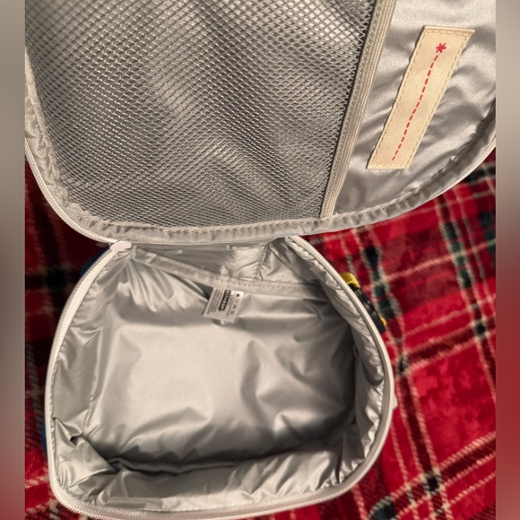 Skip Hop Sharkie insulated lunch box new - Picture 4 of 8